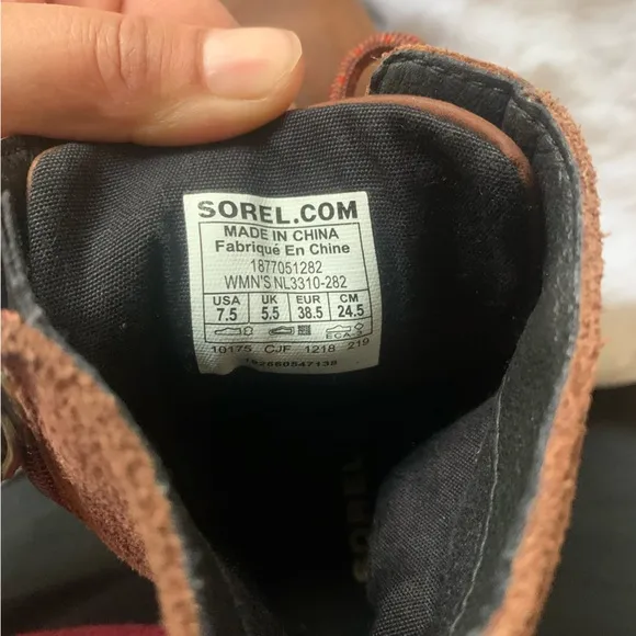 Sorel Brown Hiking and Snow waterproof Boots Size 7.5