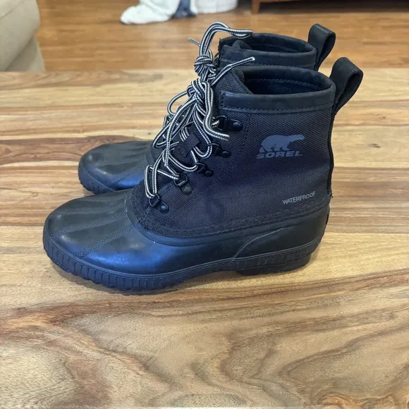 Sorel Cheyanne II Waterproof Duck Boots Natural Rubber Black Lace Up 9 Gorpcore