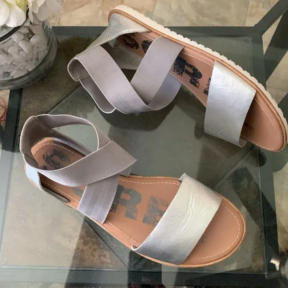 SOREL ELLA II FLAT SANDALS
