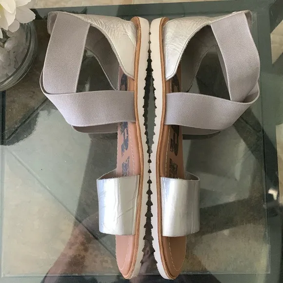 SOREL ELLA II FLAT SANDALS
