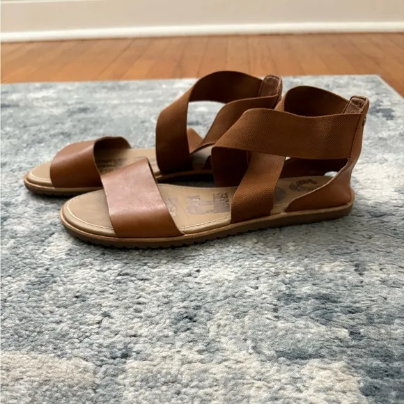 Sorel Ella II Leather Flat Sandals in Velvet Tan, SZ Women’s 9