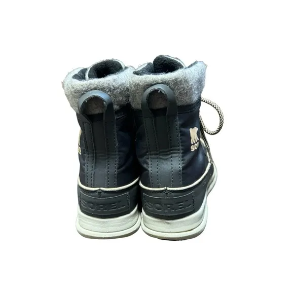 Sorel Explorer Carnival insulated waterproof winter boots women's Size 7