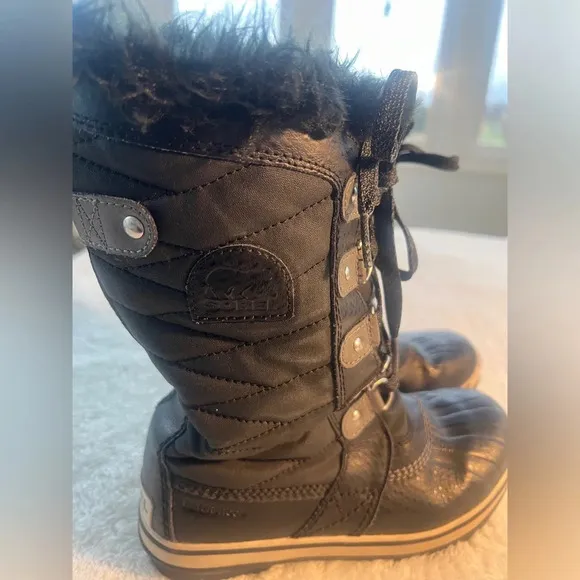 Sorel Girls Youth Sz 5 Black TOFINO Waterproof Snow Boots w/ Faux Fur Snow boots
