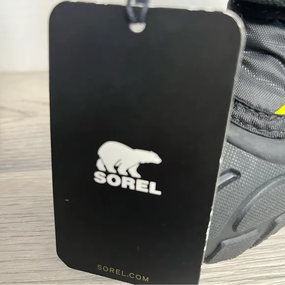 SOREL Kid’s Flurry Insulated Snow Boots Black Neon Yellow TODDLER SZ 6 NWT