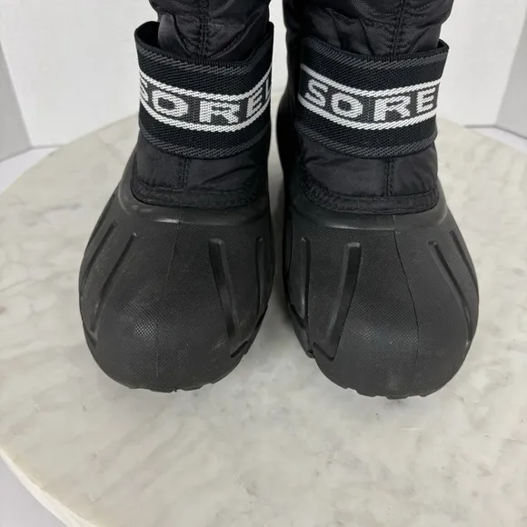 Sorel Snow Boots Youth Unisex Black Fleece Lined Ski Snow Outdoor Warm Size 2