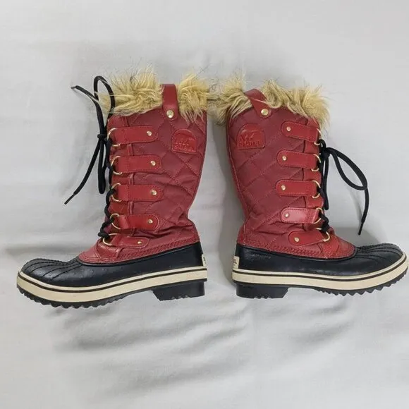 Sorel Tofino Red Quilted Pattern Fur Trim Winter Boots Waterproof
