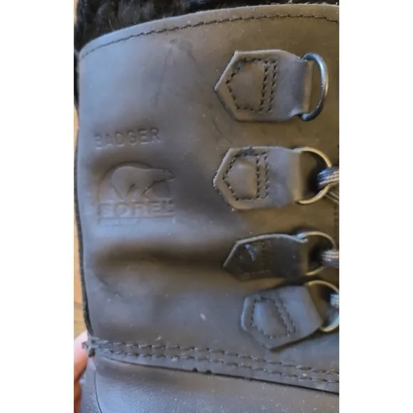 SOREL Women’s Badger Black Snow Winter Boots Size 6