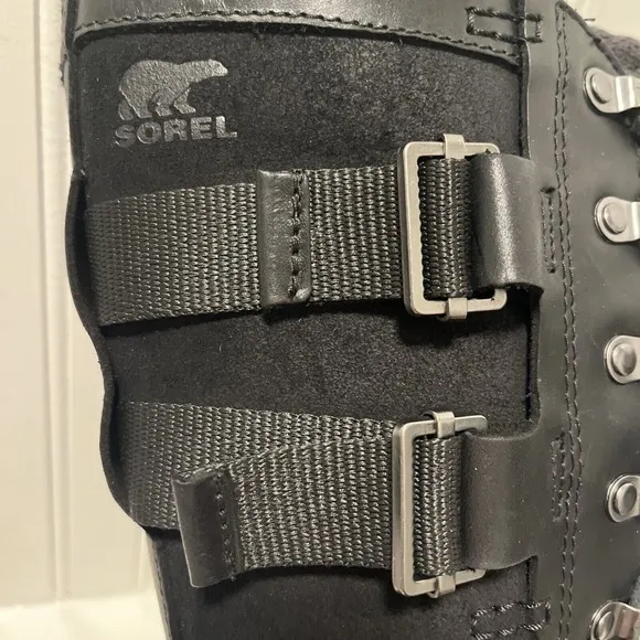 Sorel Women's Conquest Carly II Waterproof Duck Black Leather Suede Lace Up US 8