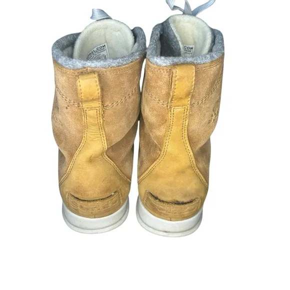 Sorel women’s Sorel Explorer Next Joan Insulated Waterproof Boots  size 11 gray