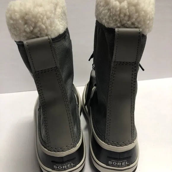 Sorel Women’s Winter Carnival Waterproof Gray Snow Boots, Size 9M