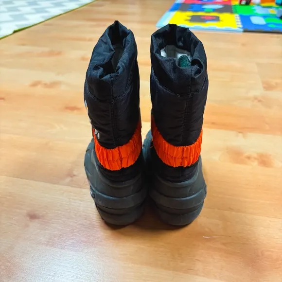 Sorel x Disney Black &amp; Orange Olaf Frozen Insulated Winter Snow Boots Size 8
