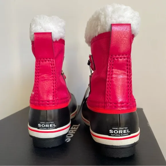 Sorel Yoot Pac Nylon Insulated Kids Snow Boots. New, never worn