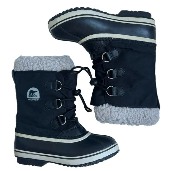 Sorel Yoot Pac Nylon Snow Winter Boots Black and White Size 5