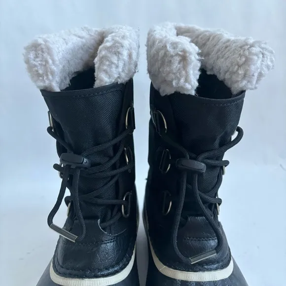 Sorel Yoot Pac Nylon Snow Winter Boots Black and White Size 5