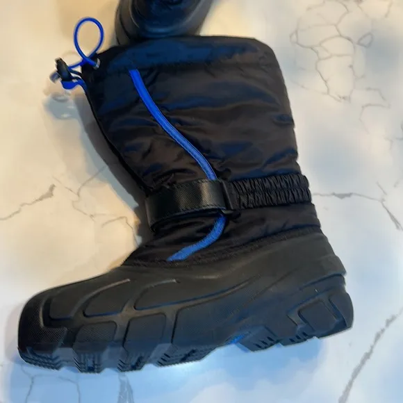 Sorel youth winter snow boots size 5