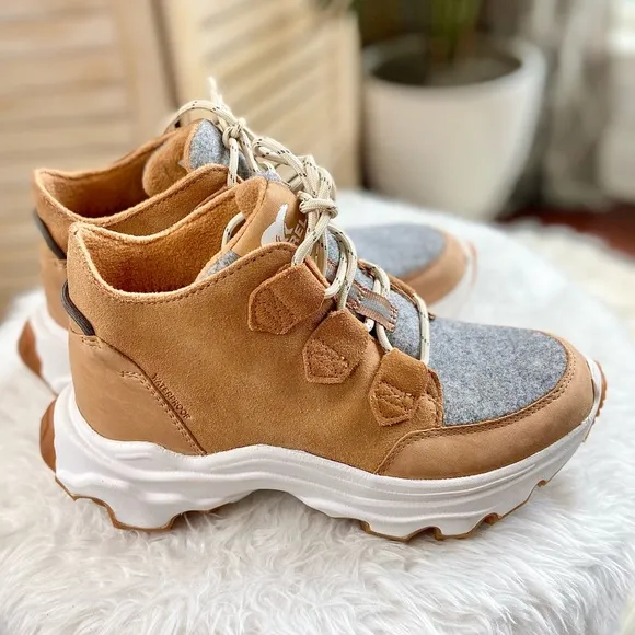•Sorel•Kinetic™ Breakthru Caribou Waterproof Boot-tawny buff