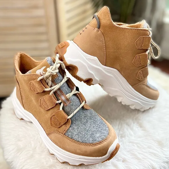•Sorel•Kinetic™ Breakthru Caribou Waterproof Boot-tawny buff