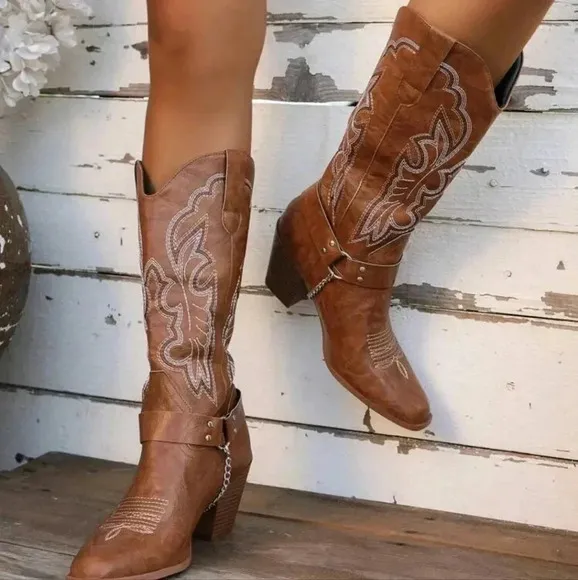 Spring Autumn New Embroidered Western Boots Outdoor Casual Fashion