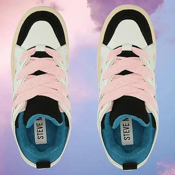 Steve Madden 9 Spring Fashion Sneakers