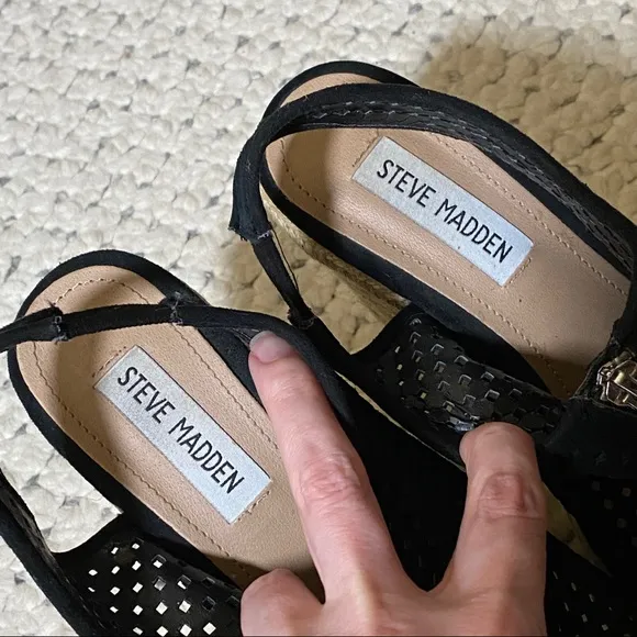 STEVE MADDEN Black Wedges Espadrilles Sandals 7.5
