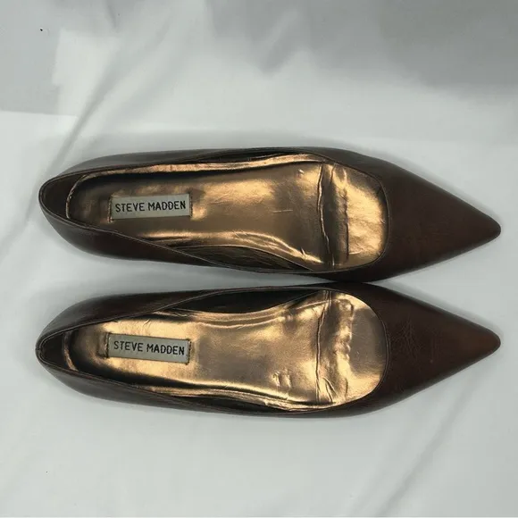 Steve Madden Brown Pointed Toe Flats, 6.5