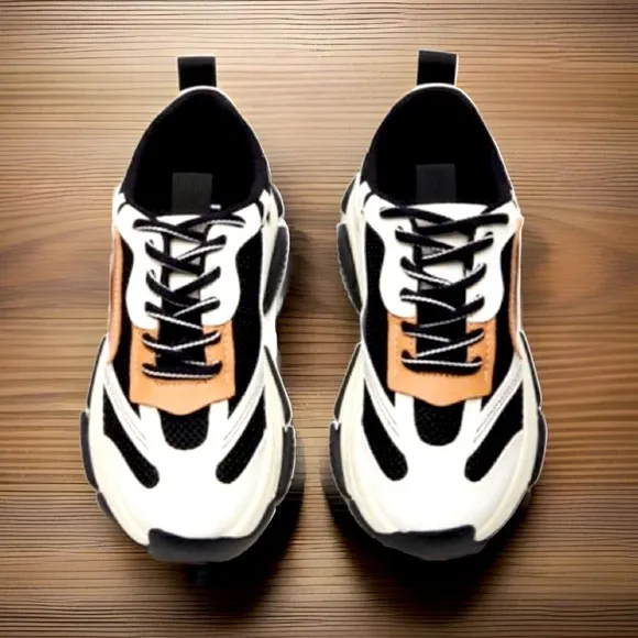 STEVE MADDEN Meet POSSESSION The Hottestt Chunky Lace-Up Sneakers Women’s Sz 9.5