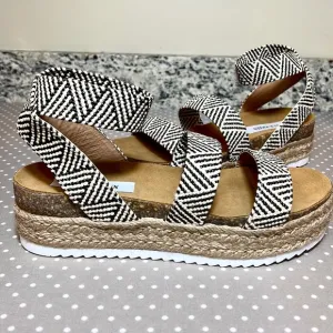 Steve Madden Platform Sandals