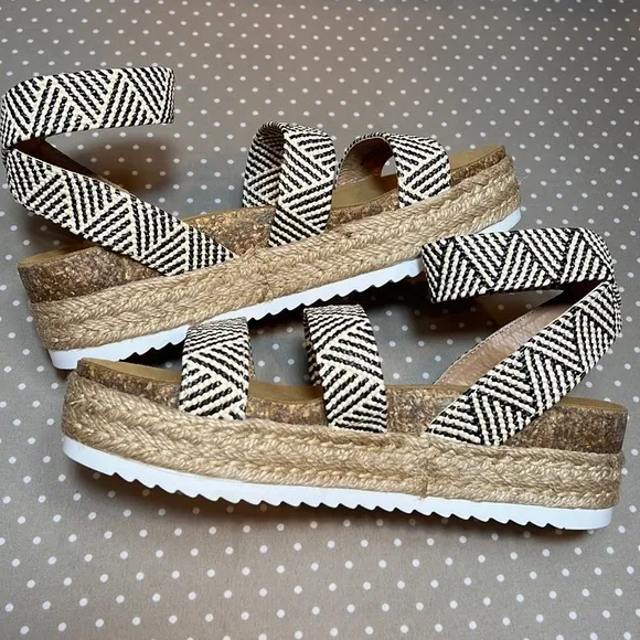 Steve Madden Platform Sandals