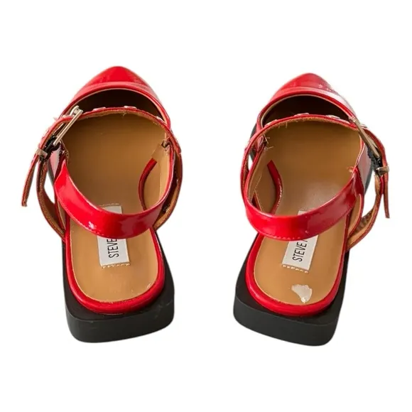 STEVE MADDEN Smokee Patent Red Buckle Flats Size 8