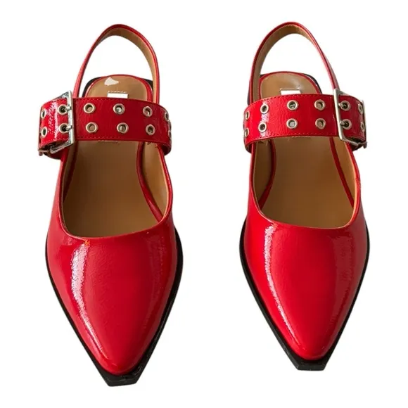 STEVE MADDEN Smokee Patent Red Buckle Flats Size 8