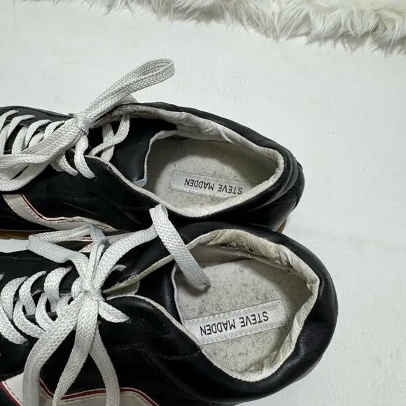 Steve Madden sneakers Oxford’s
