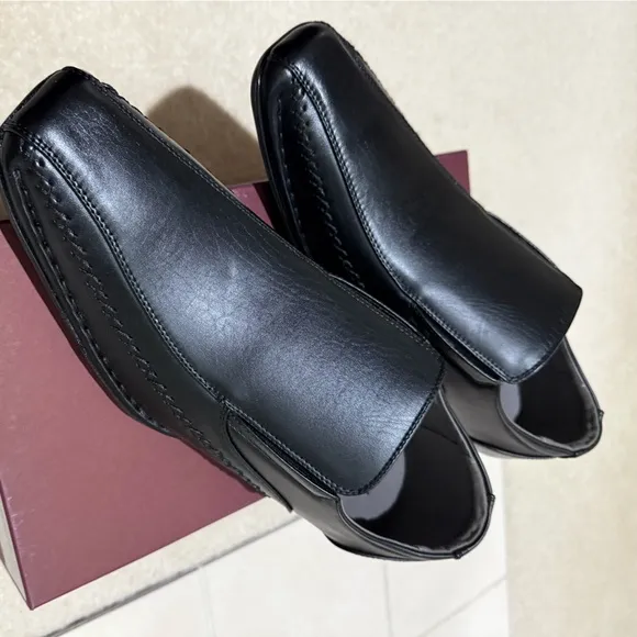 Steve Madden TRACE Mens 10.5 Leather Slip On Loafers Dress Shoes NICE