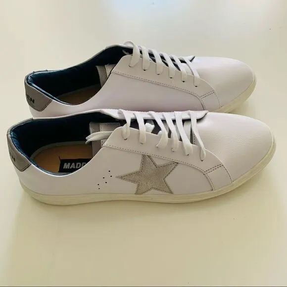 STEVE MADDEN WHITE SNEAKERS