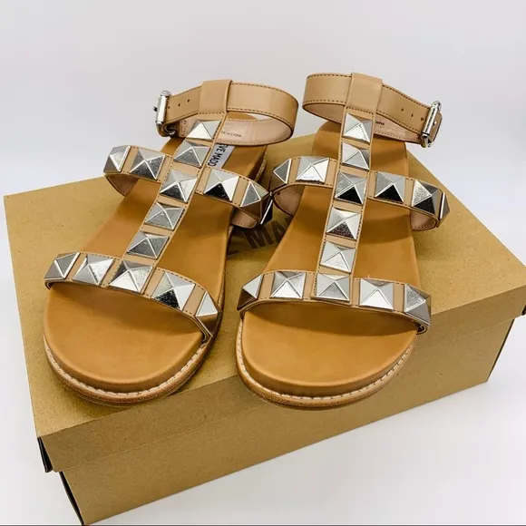 Steve Madden Women's Daft Metal Embellishment Tan Flat Sandals
