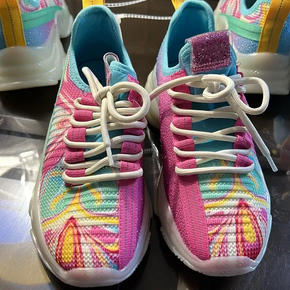 Steve MaddenGirls' JMaxima Swirl Multi Detail Chunky Sneakers (Youth)