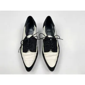Stuart Weitzman Derbies Flats Women 7.5M Pointed Toe Lace-up Black‎ White