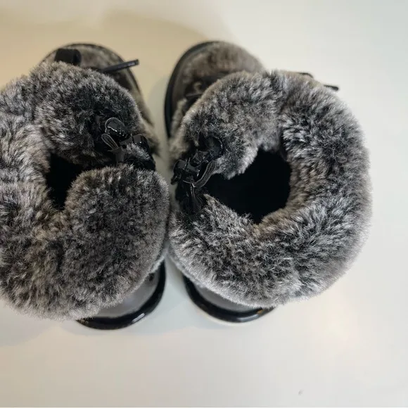 Stuart Weitzman Kids  Ariana Snow Boot