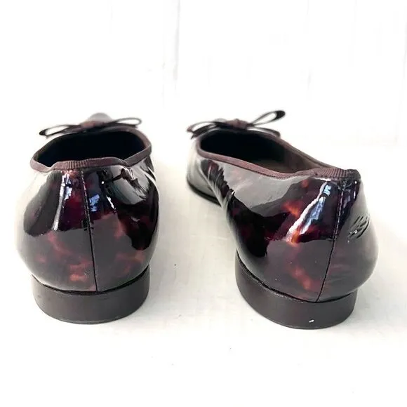 Stuart Weitzman Patent Leather Pointed Toe Tortoise Flats with bow 10 narrow