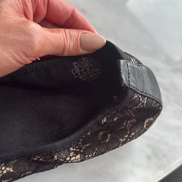 Stuart Weitzman Sally Ballet Flat
