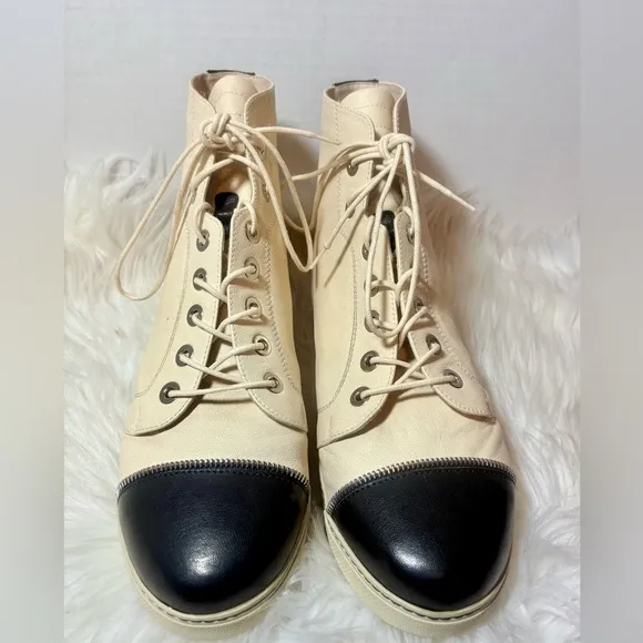 STUART WEITZMAN Zipit Leather High Top Wedge Sneakers