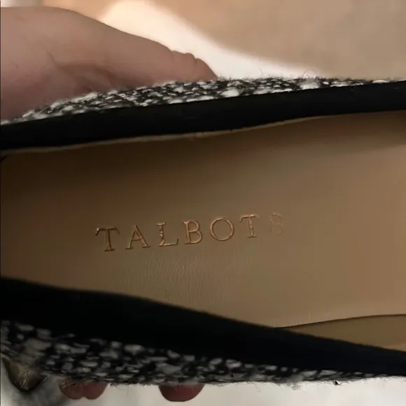 Talbots Black and White LEIGHTON BOUCLÉ Tweed Loafers sz 9