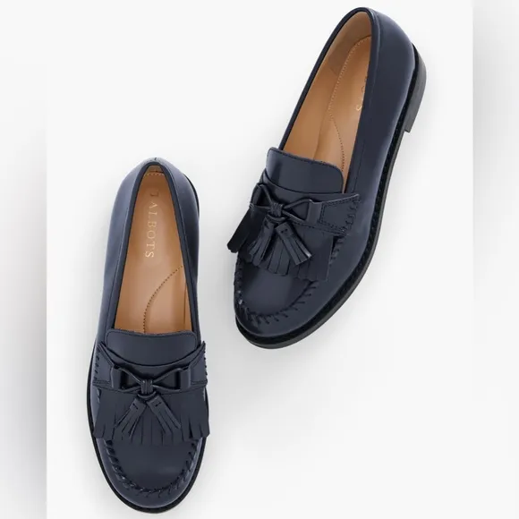 Talbots Laura Navy Leather Loafers with TasselsSz8