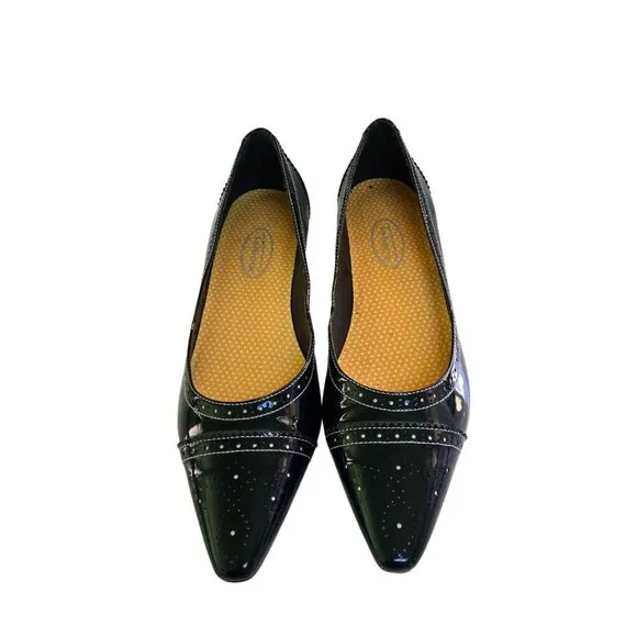 Talbots Navy Patent Leather Made In Brazil Wing Tip Pointed Toe Flats Size 7.5B