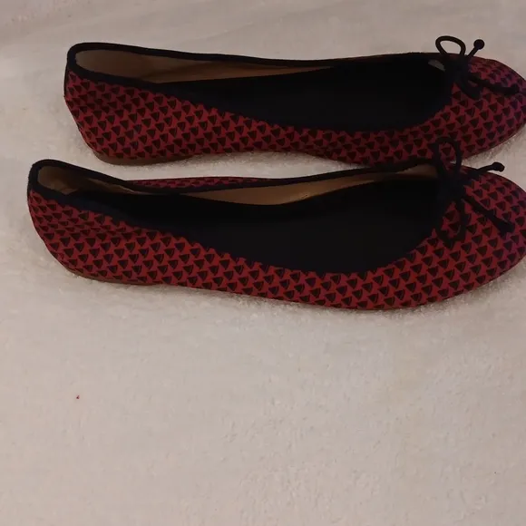 Talbots red and blue polka dot slip on ballet flats Size 8