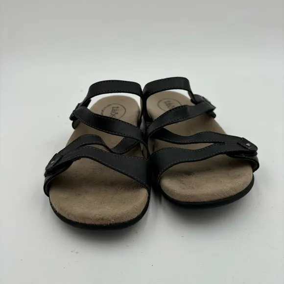 Taos Women’s 7 Black Leather Double U Strappy Sandals