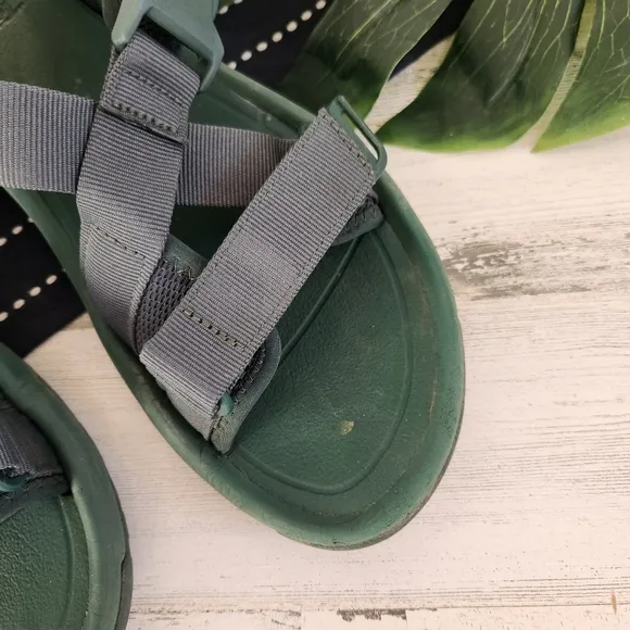 Teva Hurricane Verge Green Strappy Sandals Size 10
