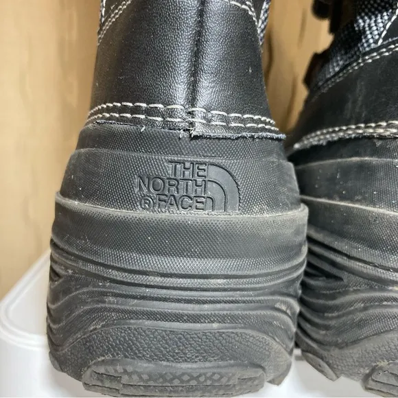 The North Face Alpenglow IV Thermafelt Men’s 7 EU 39 Black Winter Boots NF0A2T5P
