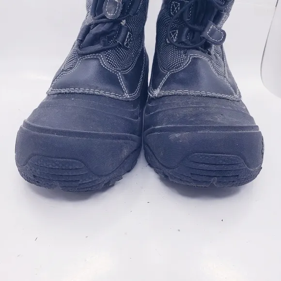 The North Face Black Alpenglow IV Insulated Winter Snow Boots Kids Youth Size 5