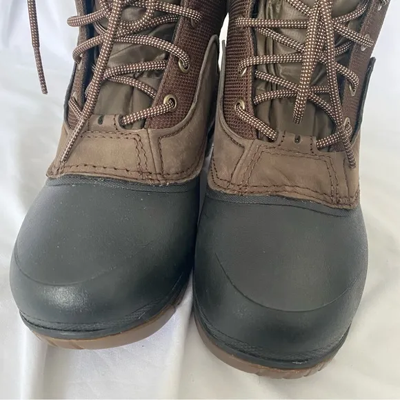 The North Face Faux Fur Waterproof Lace Up Winter Snow Boots Brown 7.5