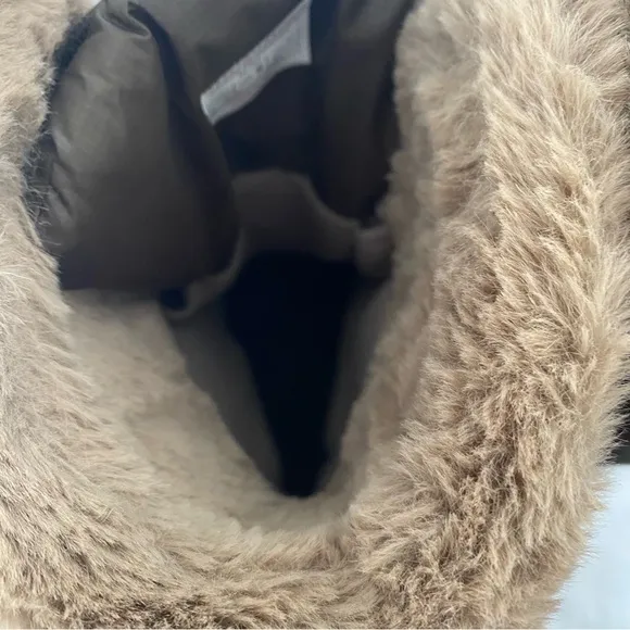 The North Face Faux Fur Waterproof Lace Up Winter Snow Boots Brown 7.5